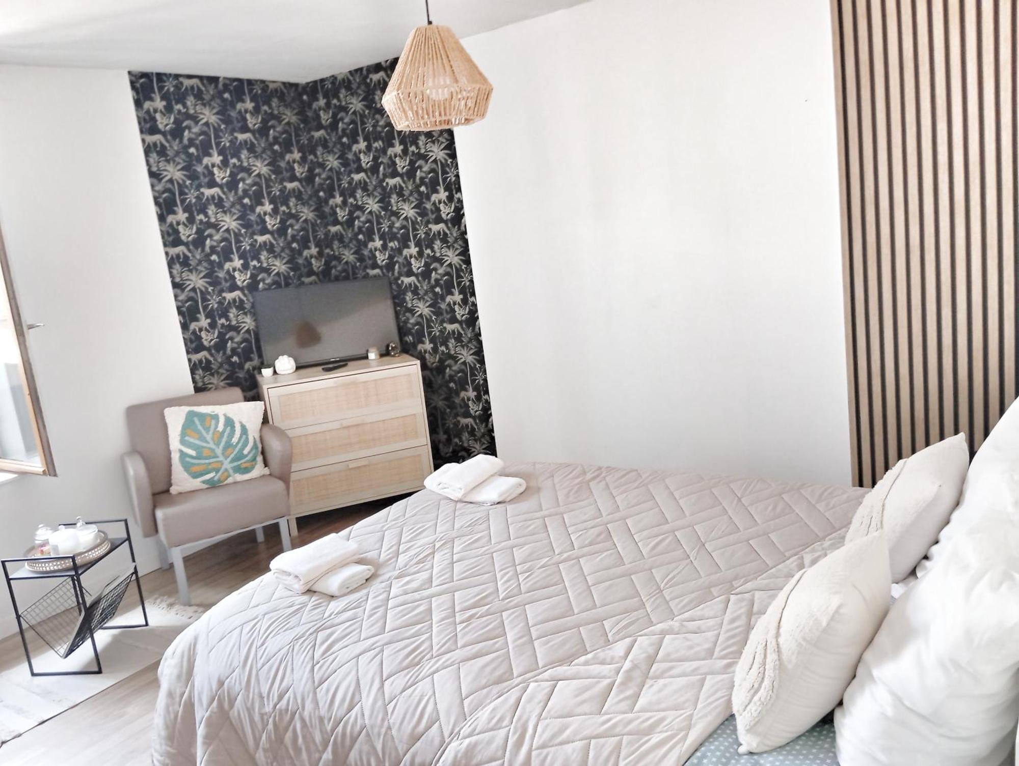 Rooms Home Csm Suites Privees Entre Paris Et Reims Charly-sur-Marne Exterior foto